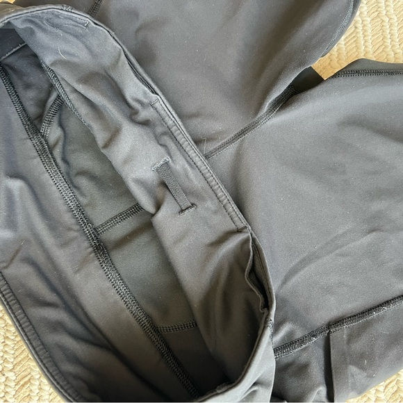 Lululemon Athletica Black Leggings Sleek Technical Fabric - Picture 3 of 3